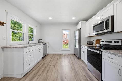 721 6th Street Kalona IA 52247