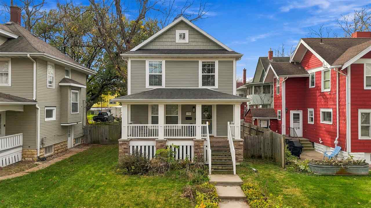 1707 Washington Avenue Cedar Rapids IA 52403