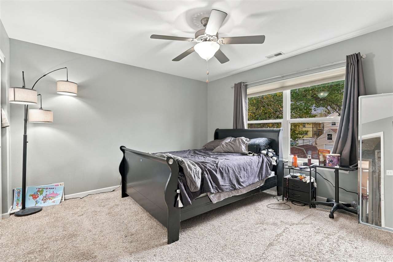 1707 Washington Avenue Cedar Rapids IA 52403