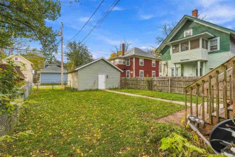 1707 Washington Avenue Cedar Rapids IA 52403