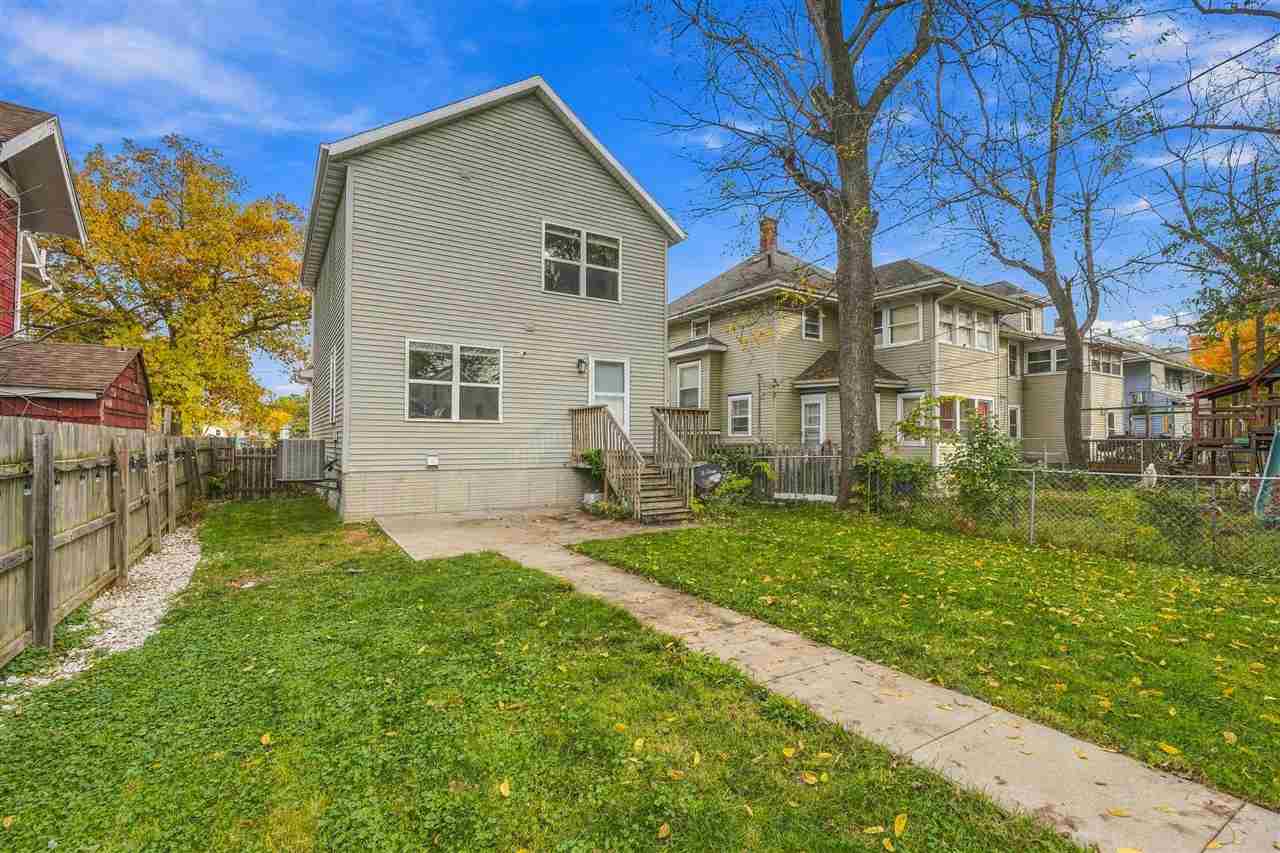 1707 Washington Avenue Cedar Rapids IA 52403