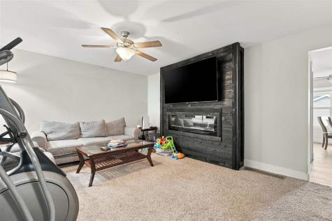 1707 Washington Avenue Cedar Rapids IA 52403
