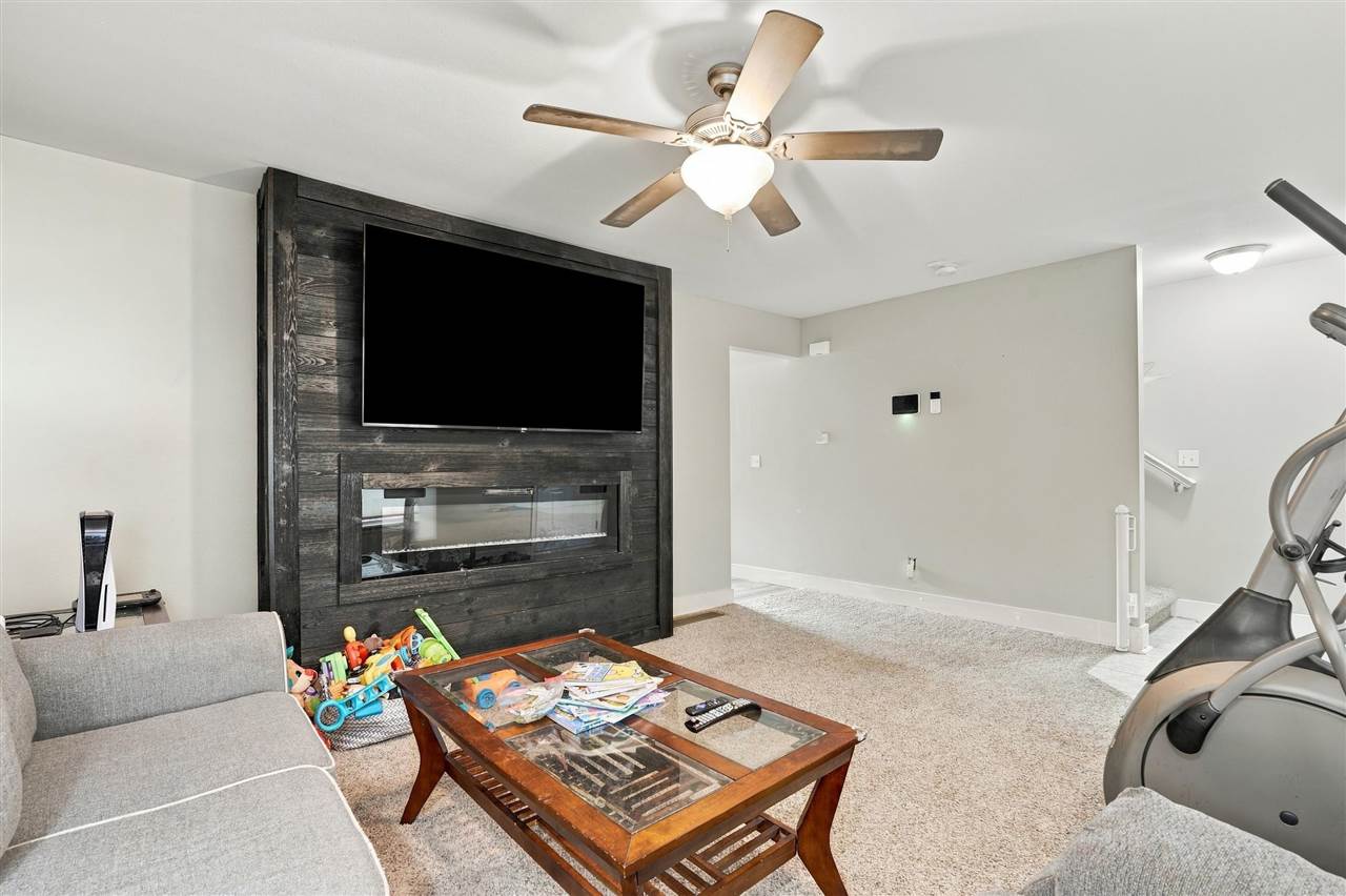 1707 Washington Avenue Cedar Rapids IA 52403
