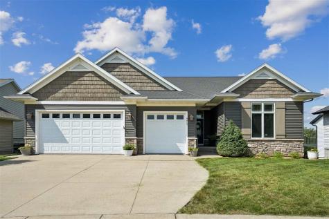4617 Oak Creek Court NE Cedar Rapids IA 52411