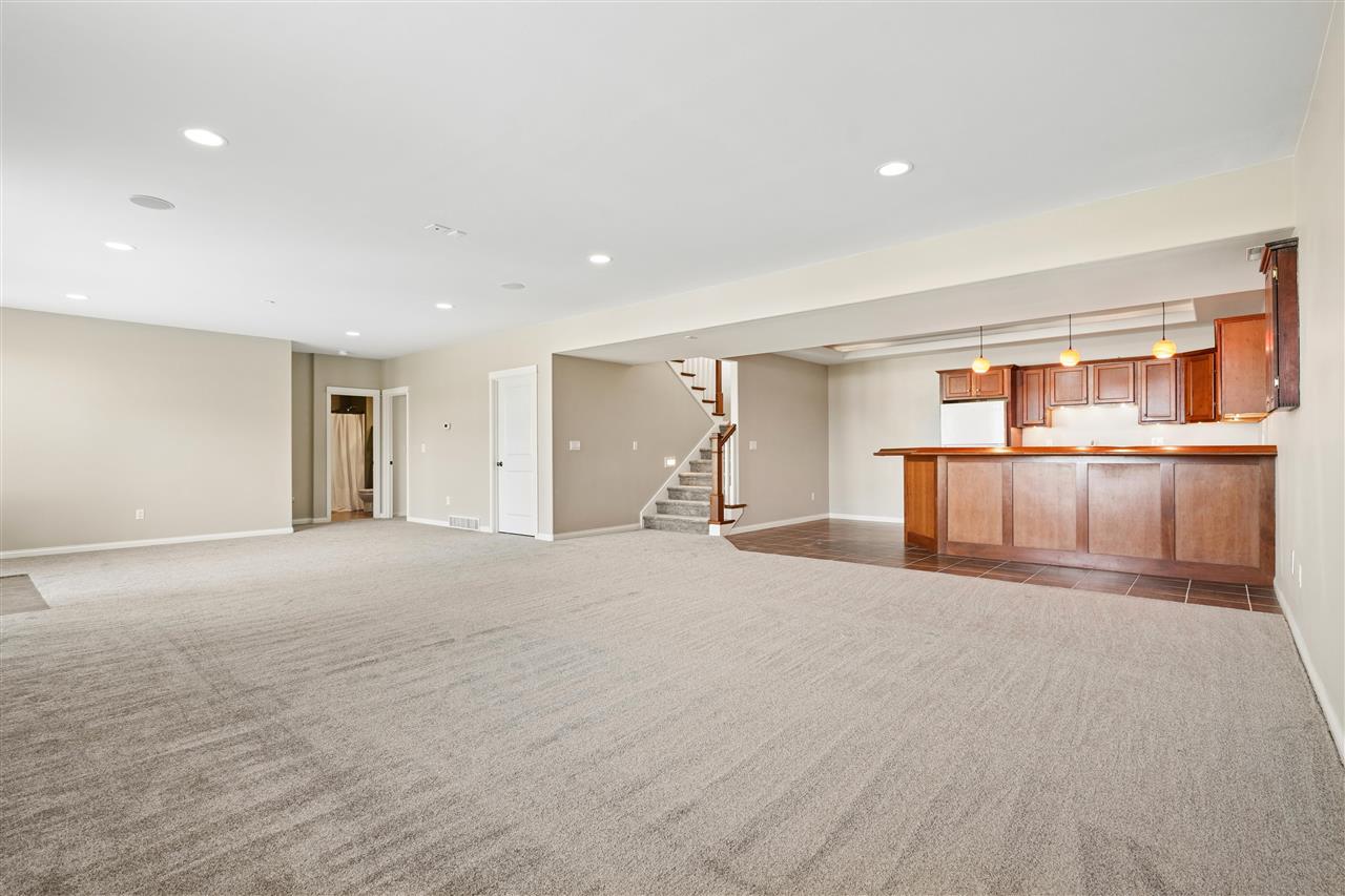 4617 Oak Creek Court NE Cedar Rapids IA 52411