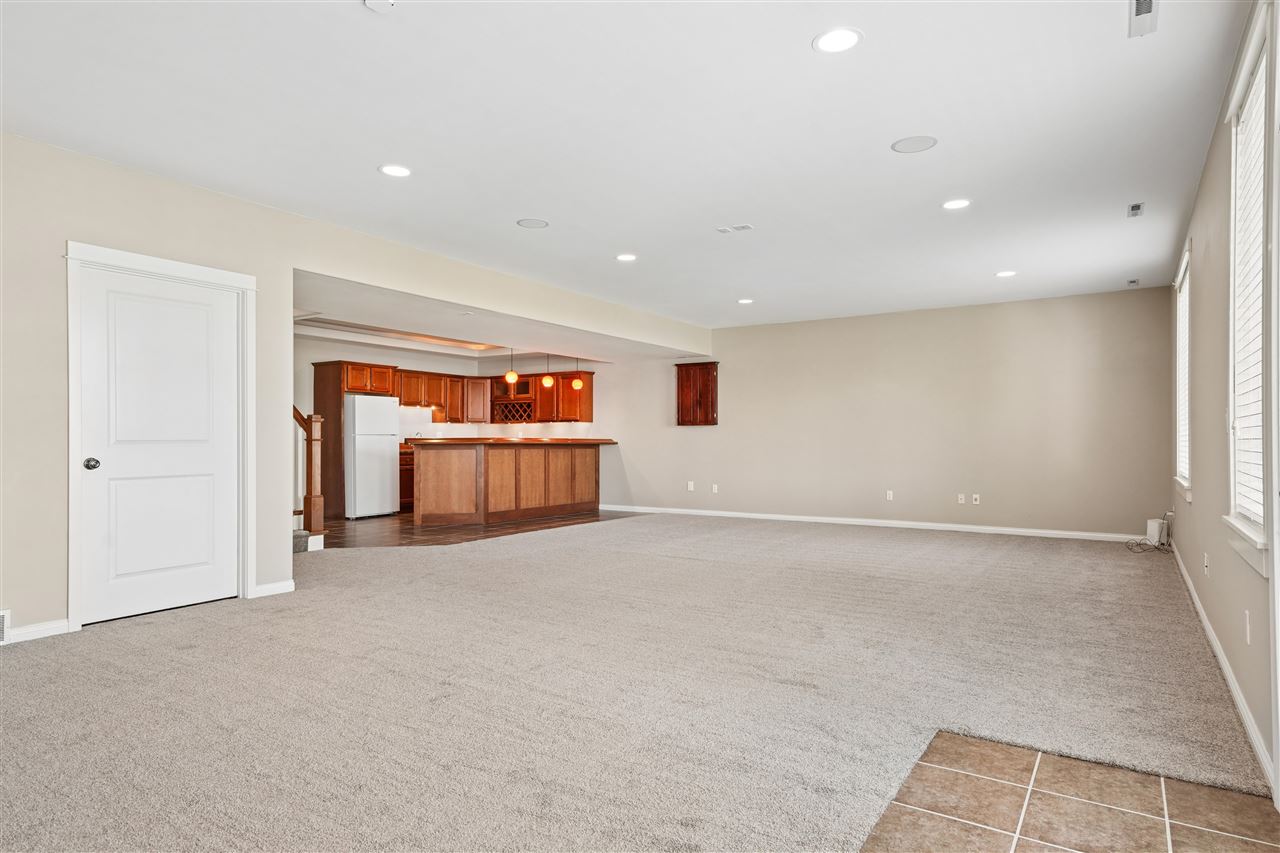4617 Oak Creek Court NE Cedar Rapids IA 52411