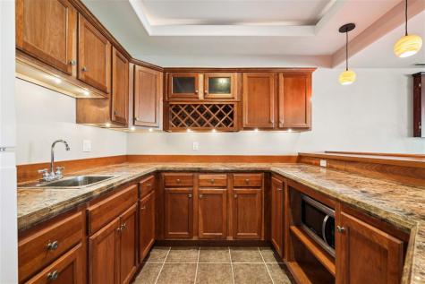 4617 Oak Creek Court NE Cedar Rapids IA 52411