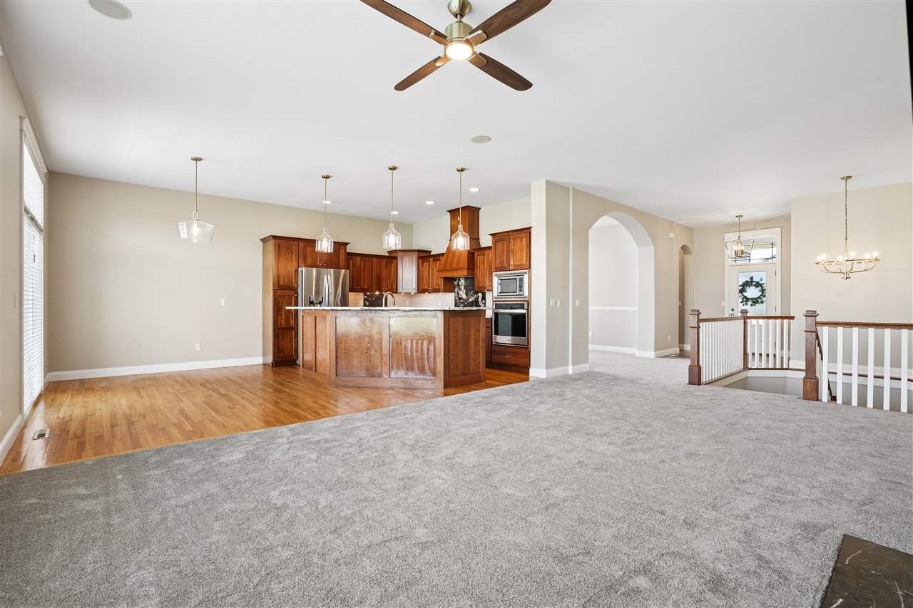 4617 Oak Creek Court NE Cedar Rapids IA 52411