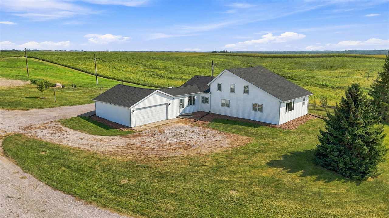 3162 R Avenue North English IA 52316
