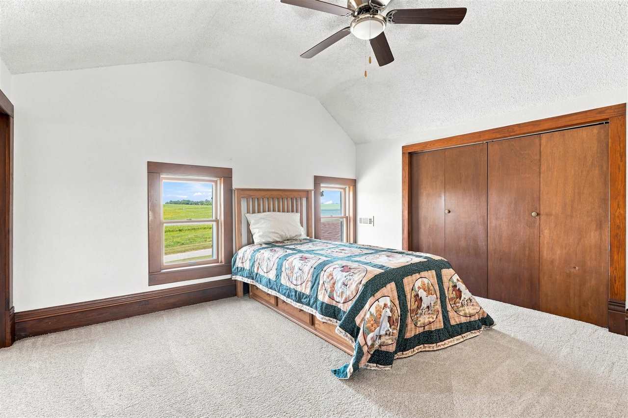 3162 R Avenue North English IA 52316