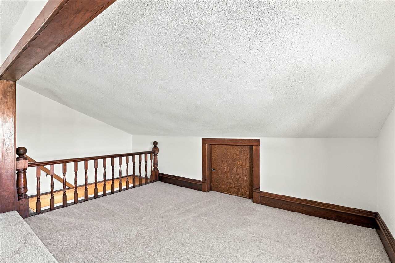 3162 R Avenue North English IA 52316