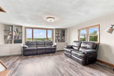 3162 R Avenue North English IA 52316