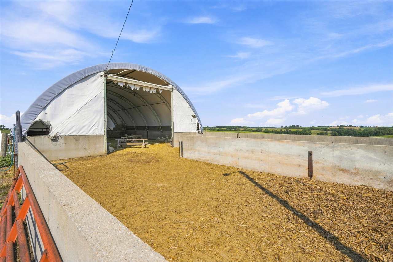 3162 R Avenue North English IA 52316