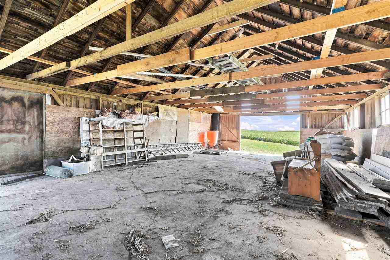 3162 R Avenue North English IA 52316
