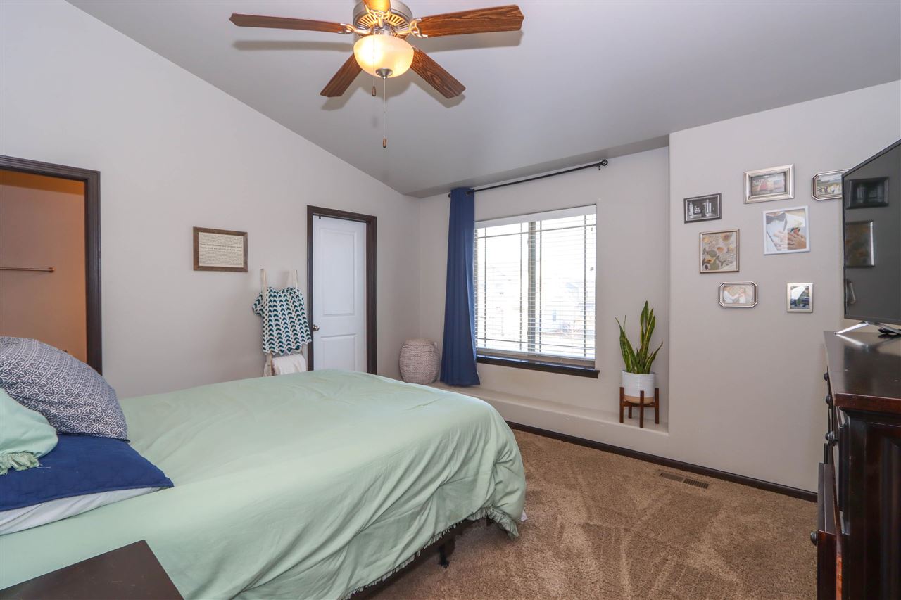 1247 Mary Lane North Liberty IA 52317