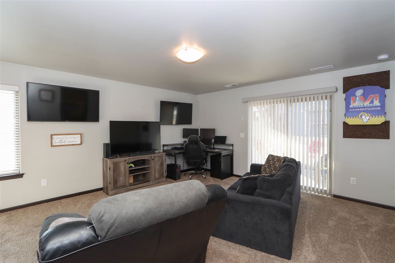1247 Mary Lane North Liberty IA 52317
