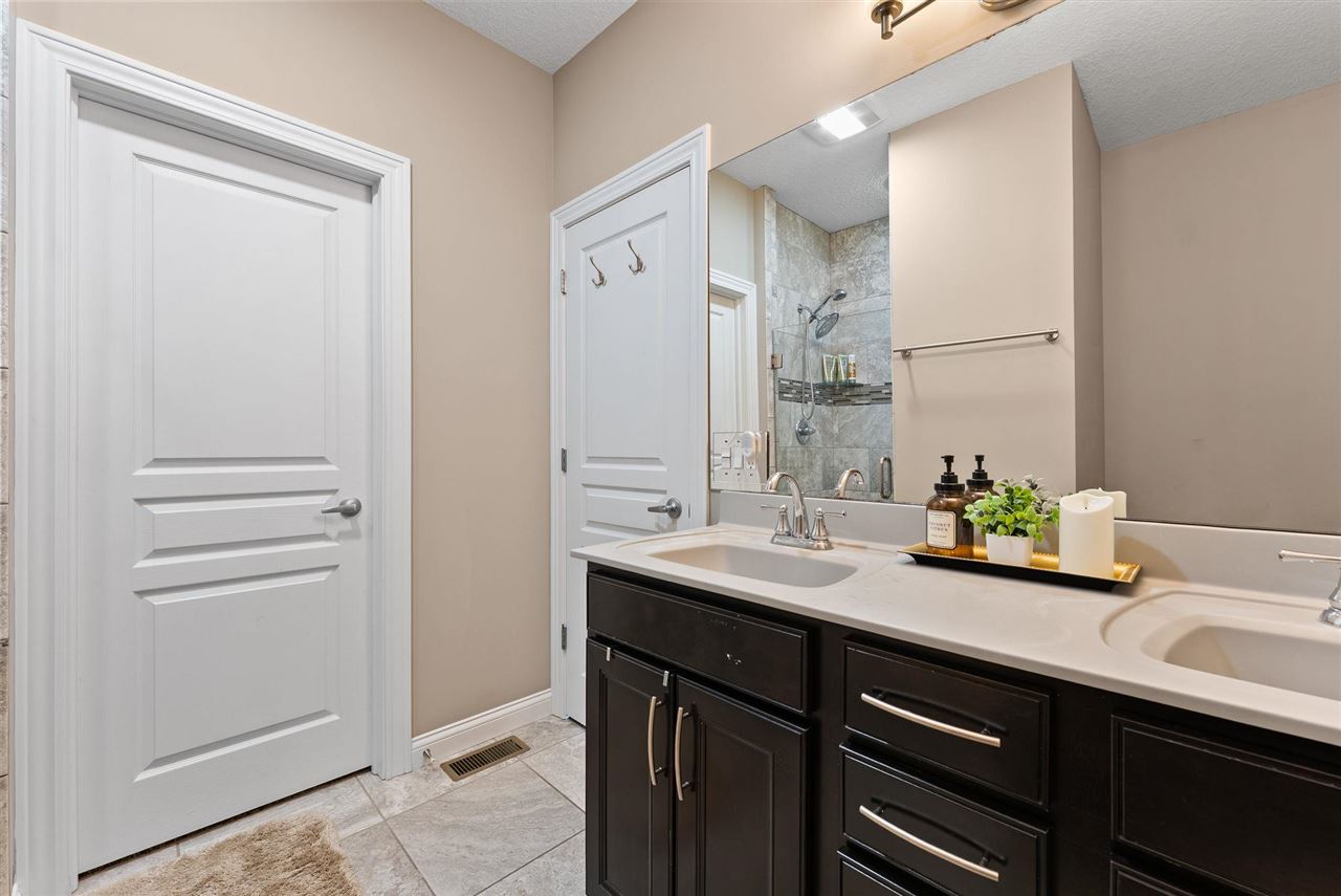 4390 Tranquility Trail Bettendorf IA 52722