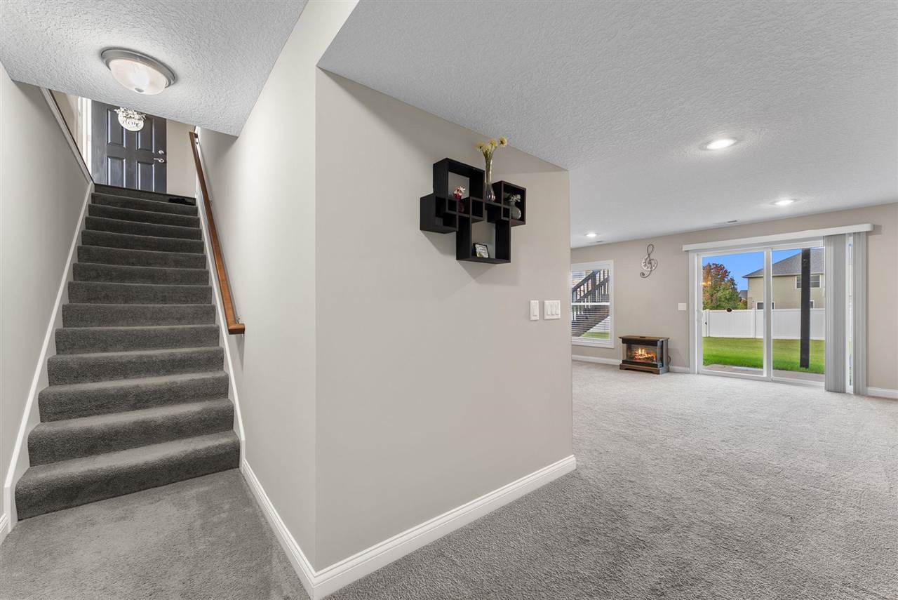 4390 Tranquility Trail Bettendorf IA 52722