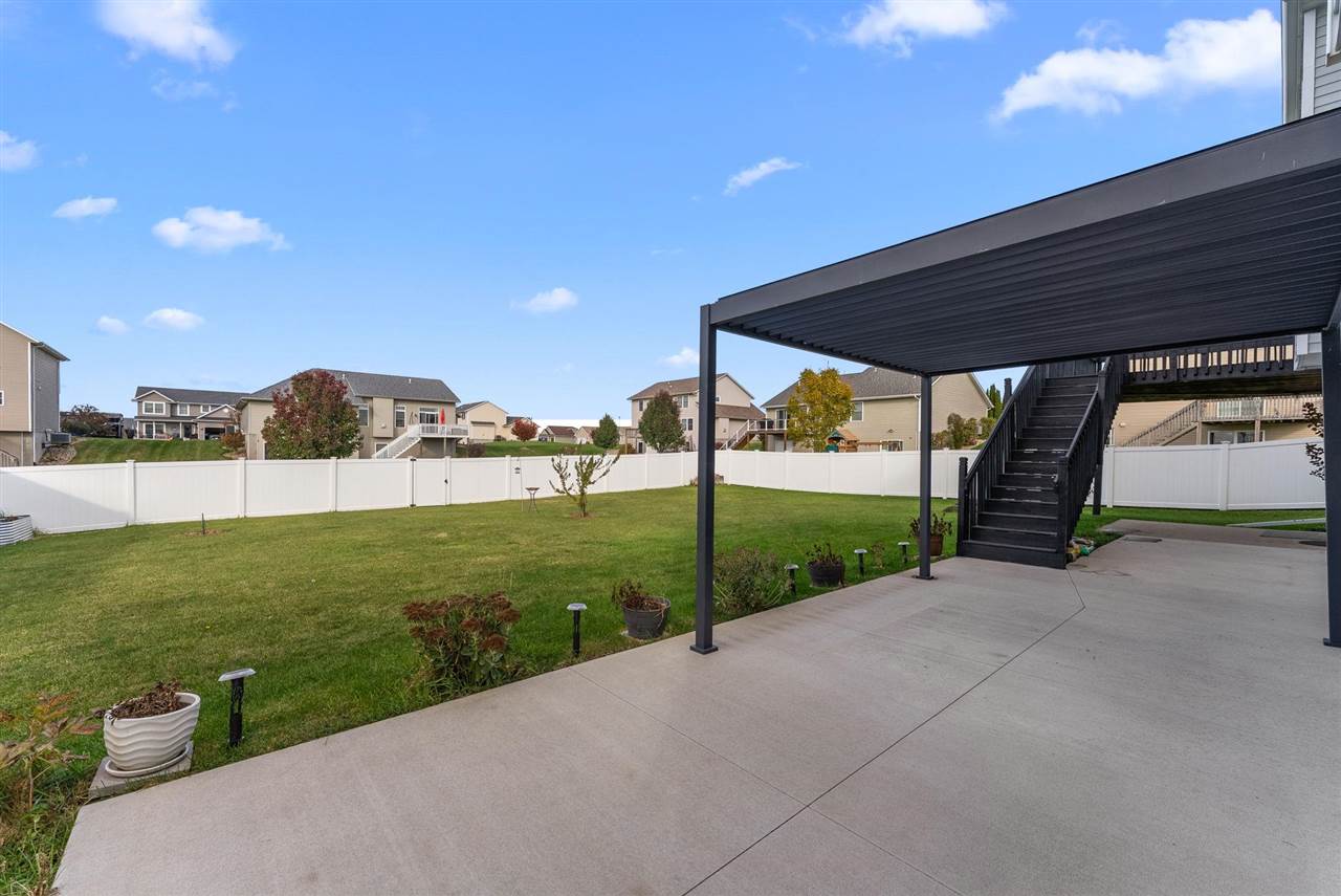 4390 Tranquility Trail Bettendorf IA 52722