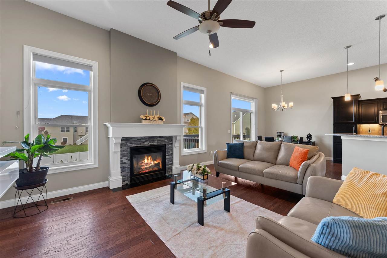 4390 Tranquility Trail Bettendorf IA 52722