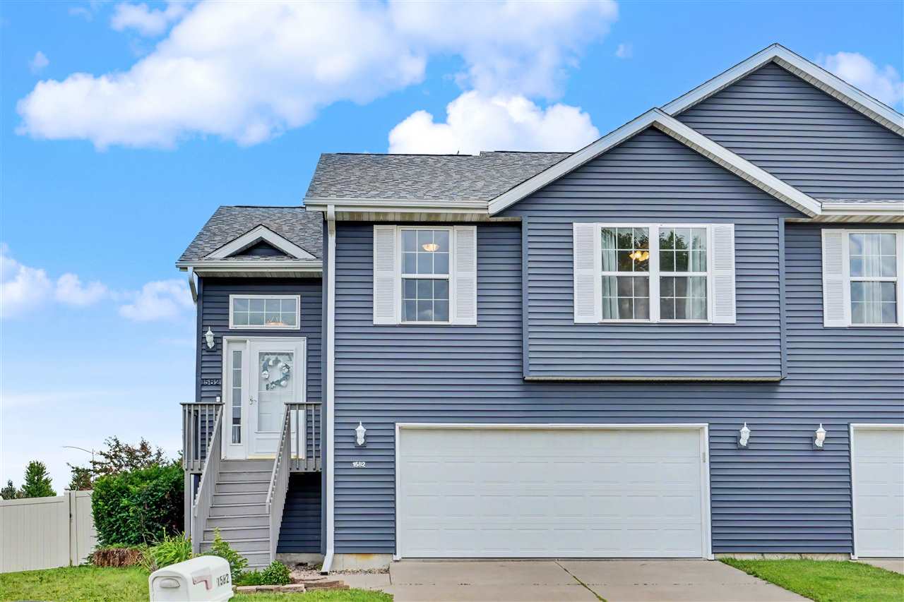 1582 Deerfield Drive North Liberty IA 52317