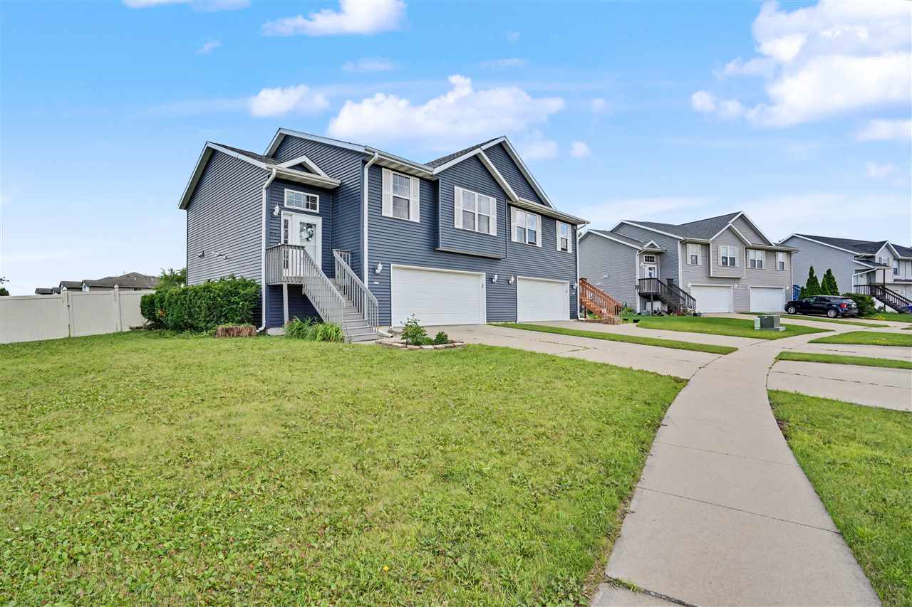1582 Deerfield Drive North Liberty IA 52317