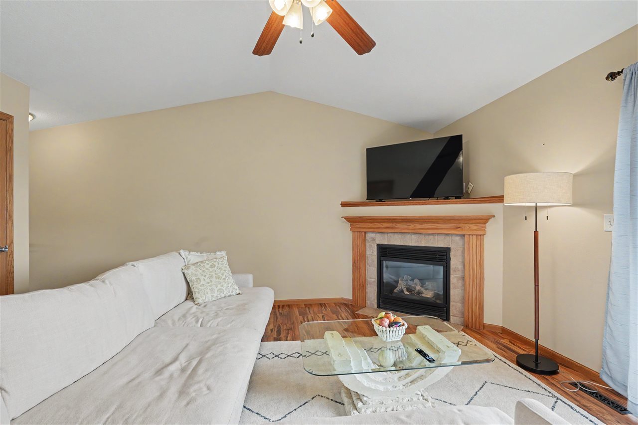 1582 Deerfield Drive North Liberty IA 52317