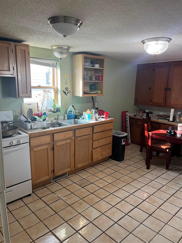 818 E Jefferson Street Iowa City IA 52245