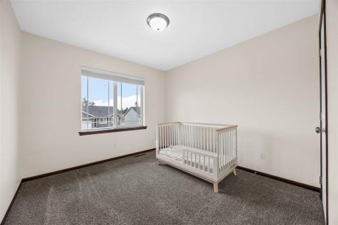 2012 SW Holly Meadow Avenue Cedar Rapids IA 52404