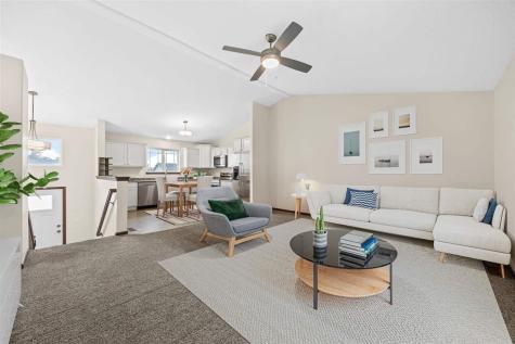 2012 SW Holly Meadow Avenue Cedar Rapids IA 52404