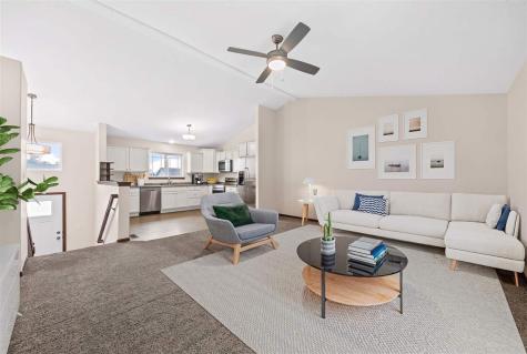2012 SW Holly Meadow Avenue Cedar Rapids IA 52404