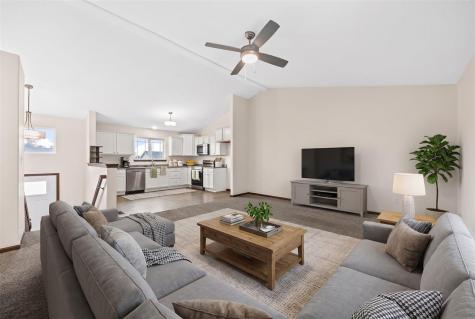 2012 SW Holly Meadow Avenue Cedar Rapids IA 52404