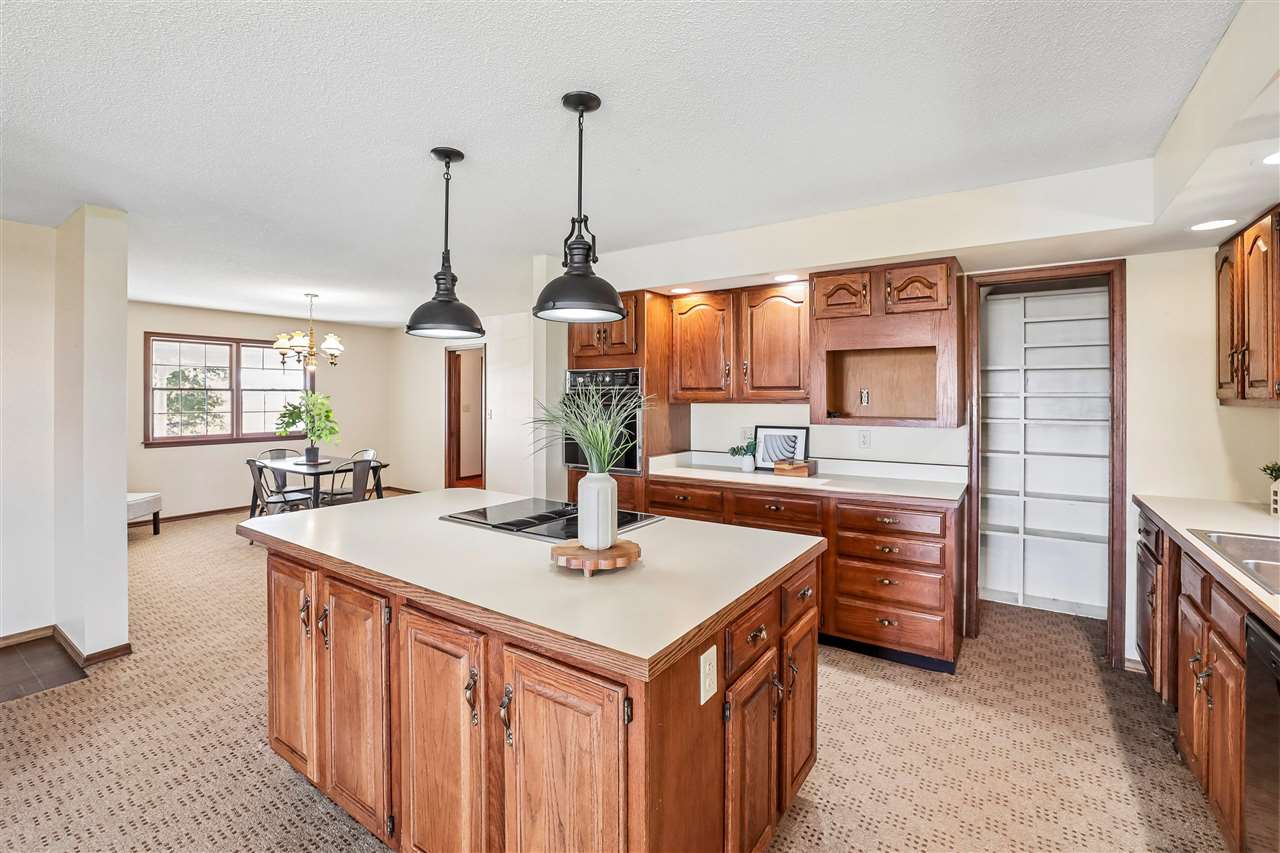2374 G Avenue Ladora IA 52251
