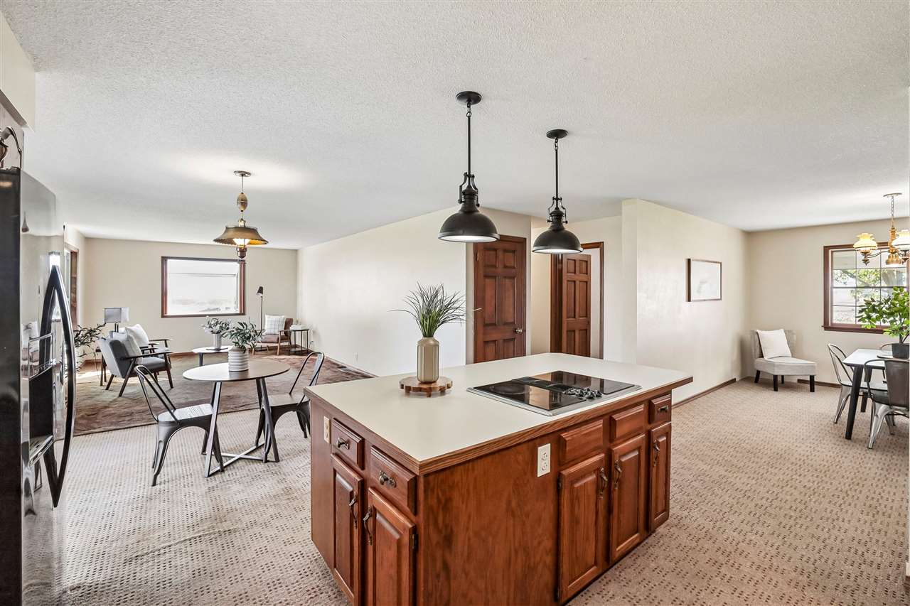 2374 G Avenue Ladora IA 52251