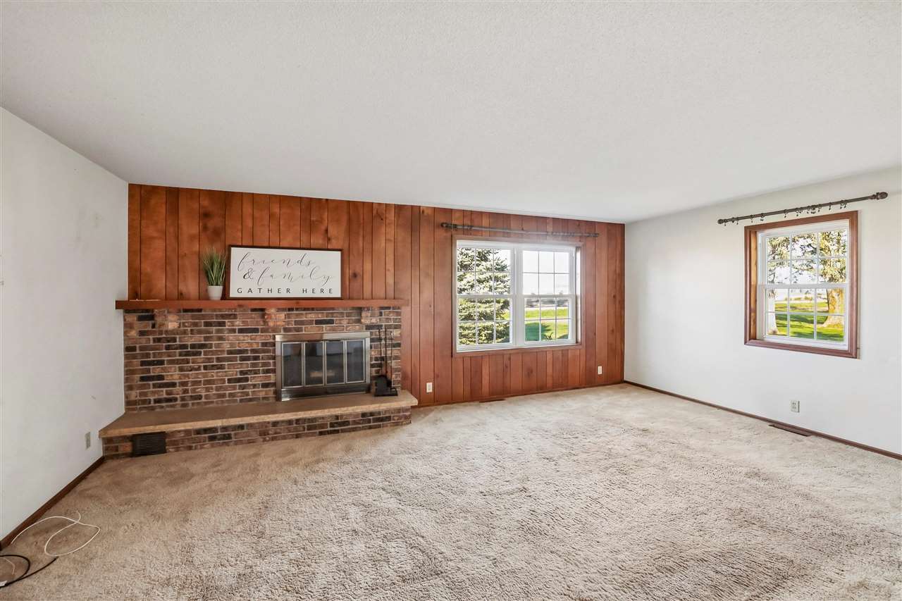 2374 G Avenue Ladora IA 52251