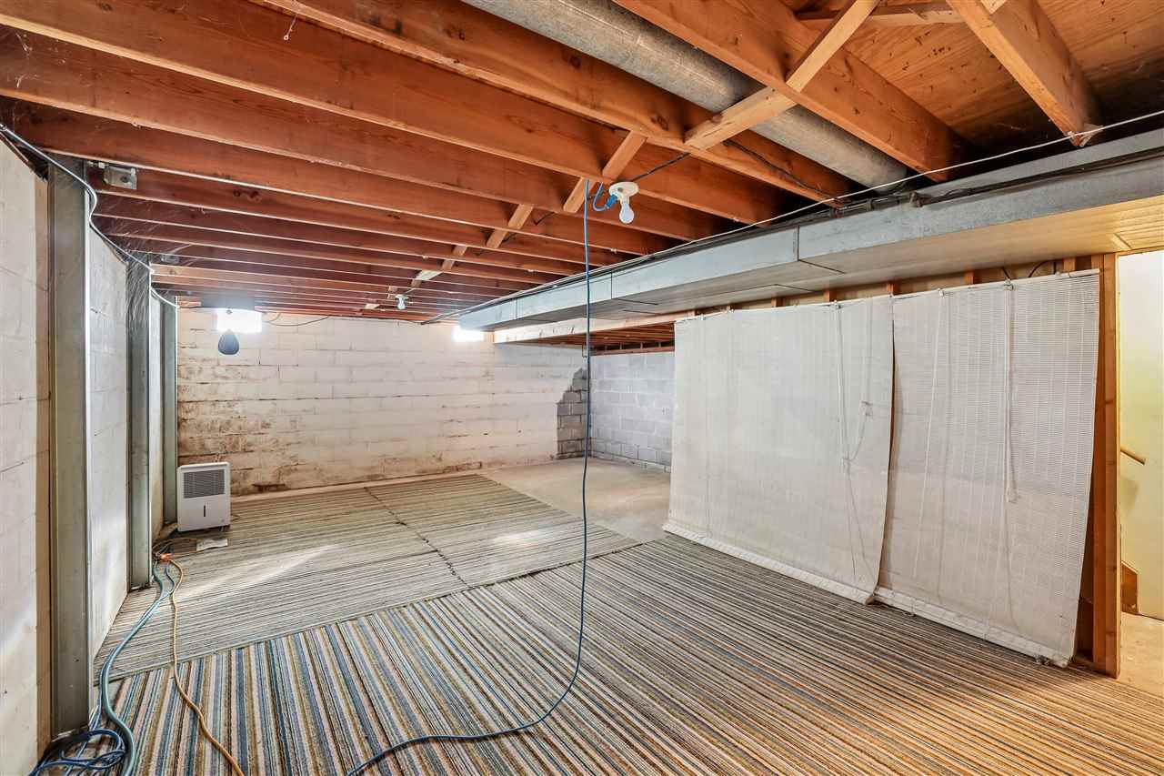 2374 G Avenue Ladora IA 52251