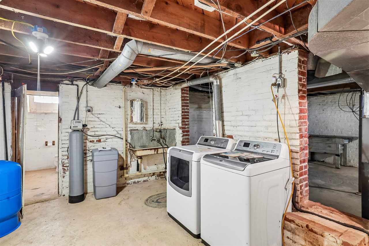 2374 G Avenue Ladora IA 52251