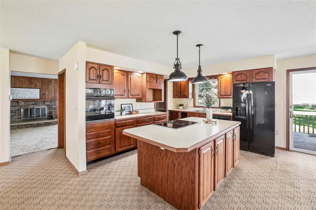 2374 G Avenue Ladora IA 52251