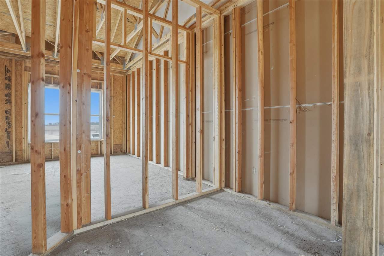 1895 Ashford Avenue Muscatine IA 52761
