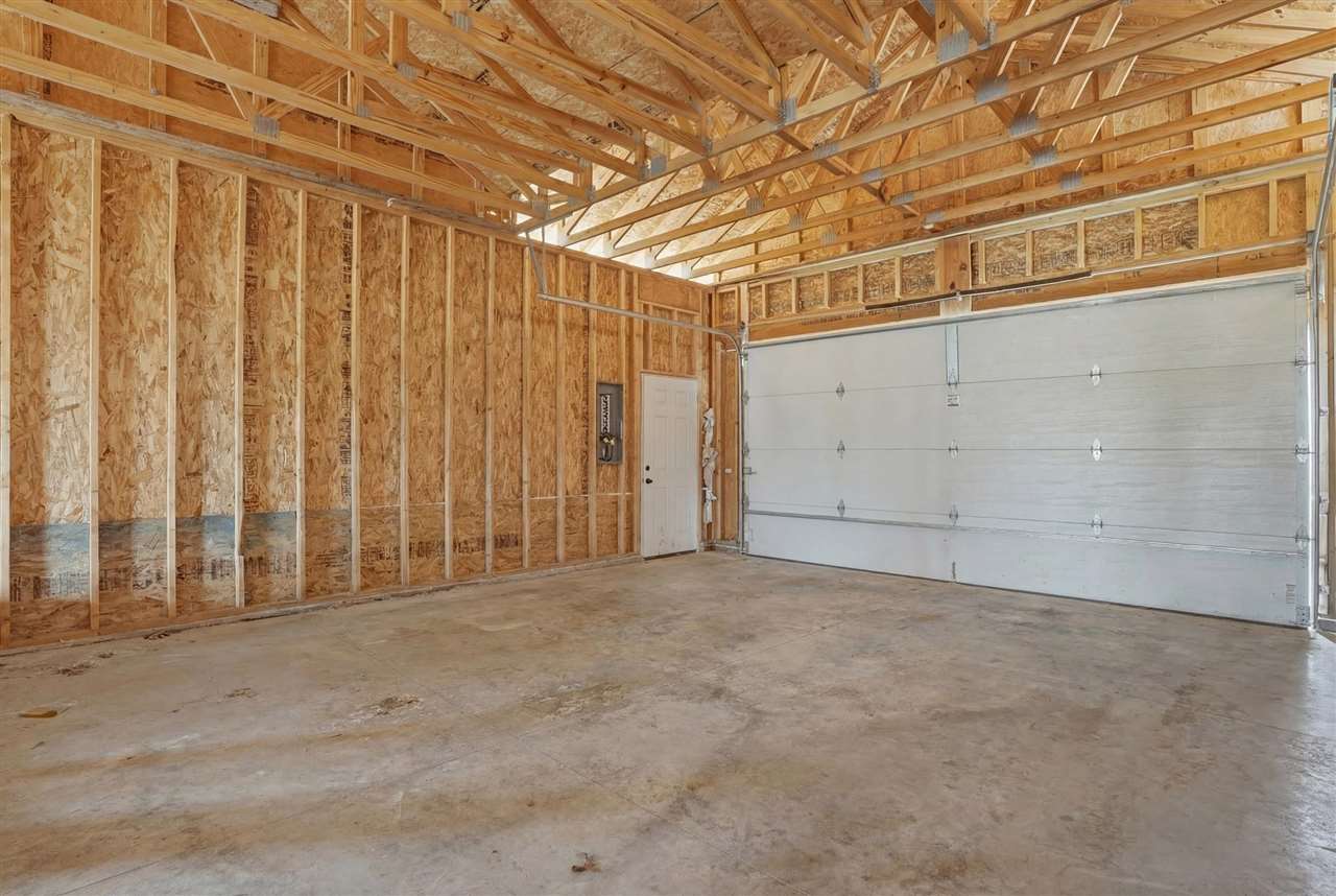 1895 Ashford Avenue Muscatine IA 52761