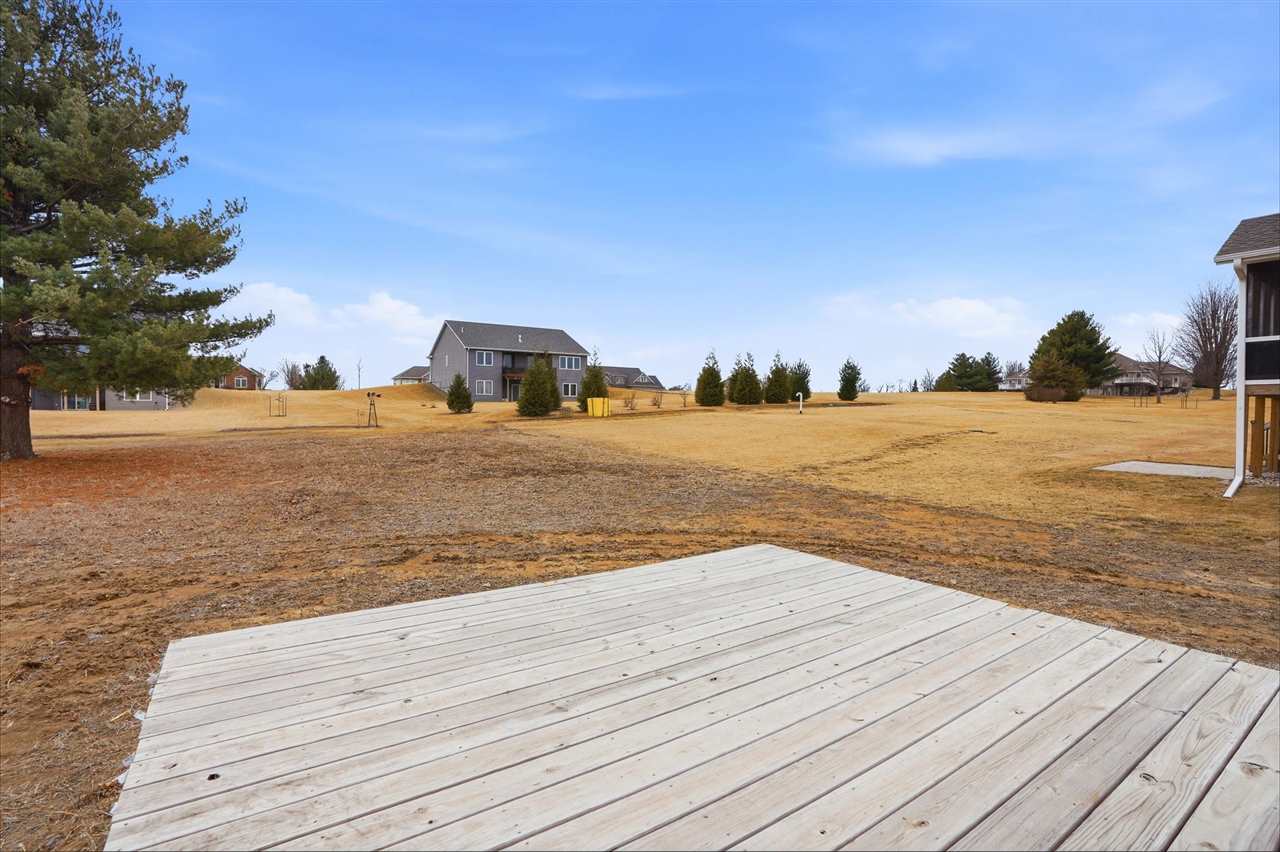 1895 Ashford Avenue Muscatine IA 52761