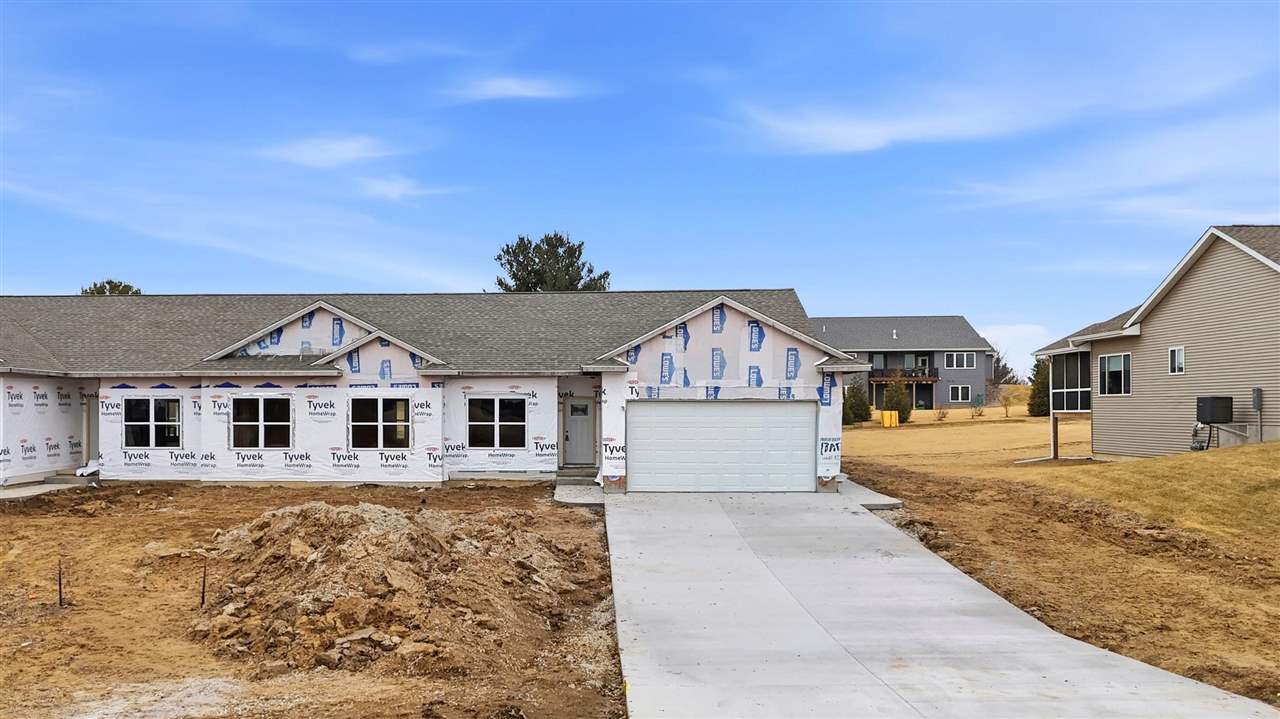 1895 Ashford Avenue Muscatine IA 52761