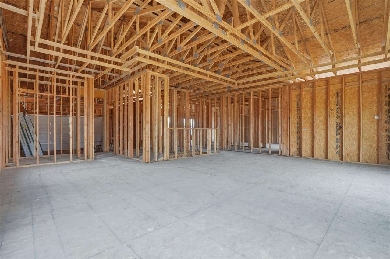 1895 Ashford Avenue Muscatine IA 52761