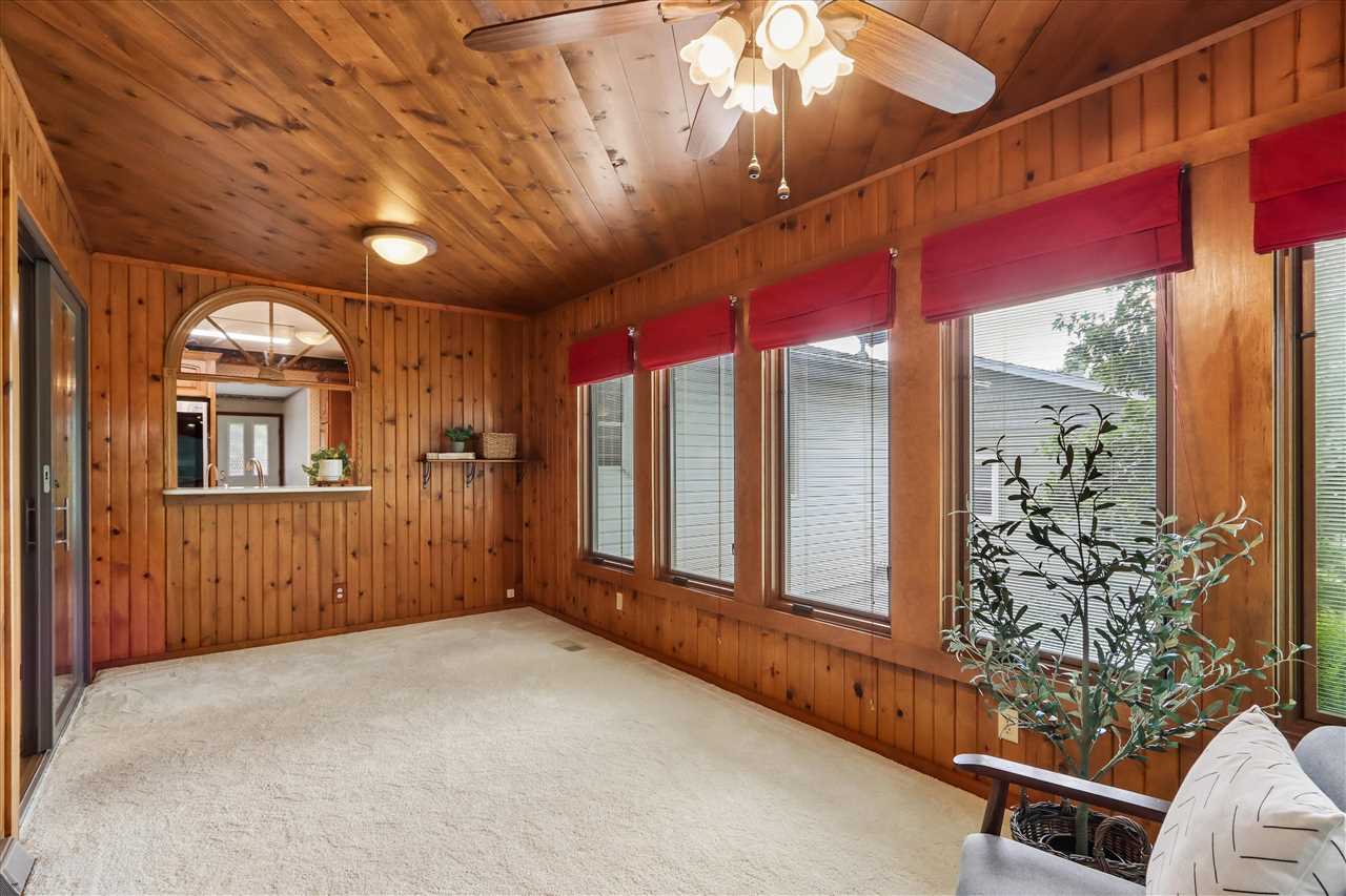 128 Country Club Road Williamsburg IA 52361