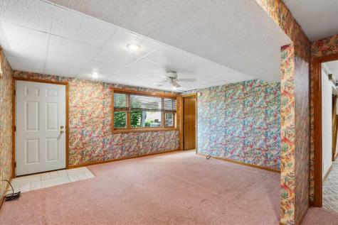 128 Country Club Road Williamsburg IA 52361