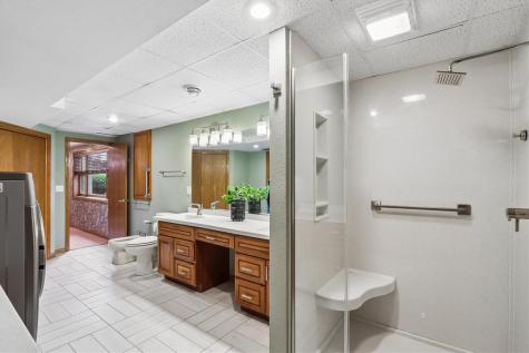128 Country Club Road Williamsburg IA 52361