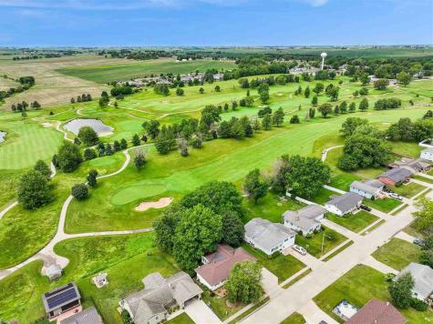 128 Country Club Road Williamsburg IA 52361