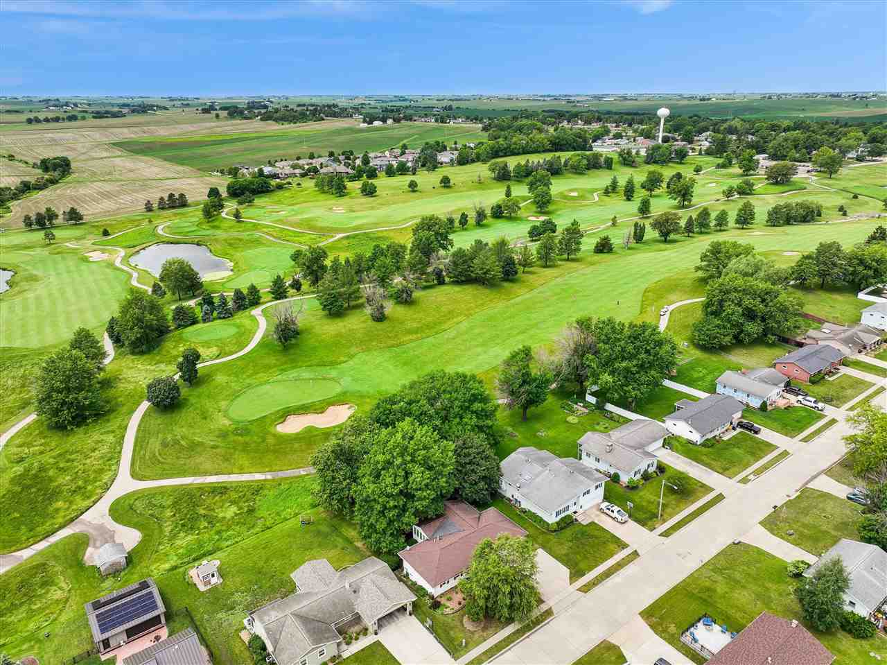 128 Country Club Road Williamsburg IA 52361
