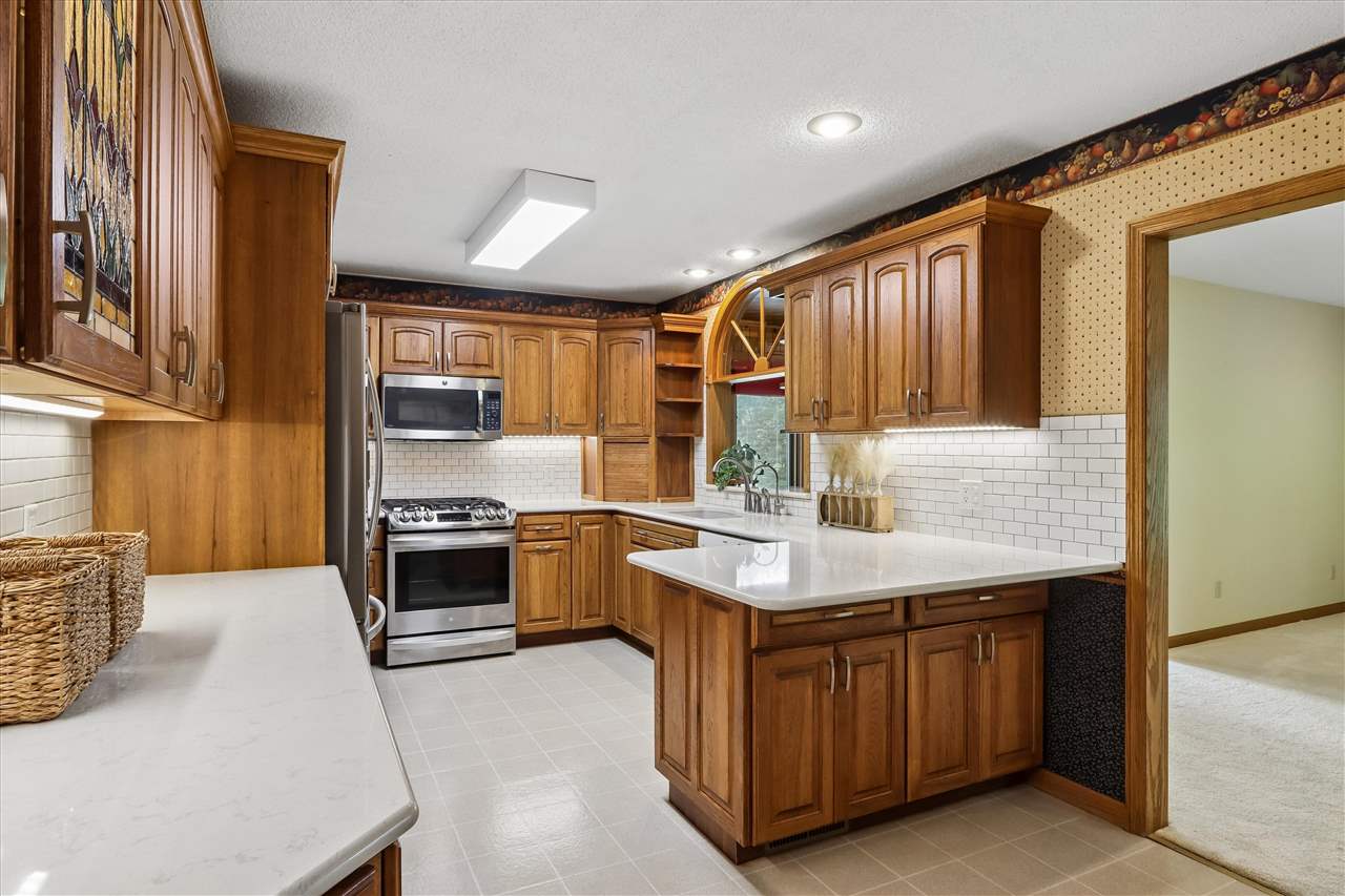 128 Country Club Road Williamsburg IA 52361
