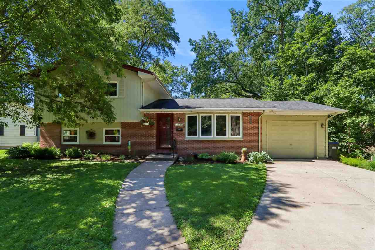 1429 Glendale Road Iowa City IA 52245